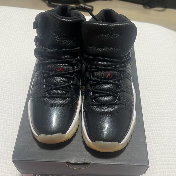 Jordan 11 72-10 size 6Y - Picture 2 of 4